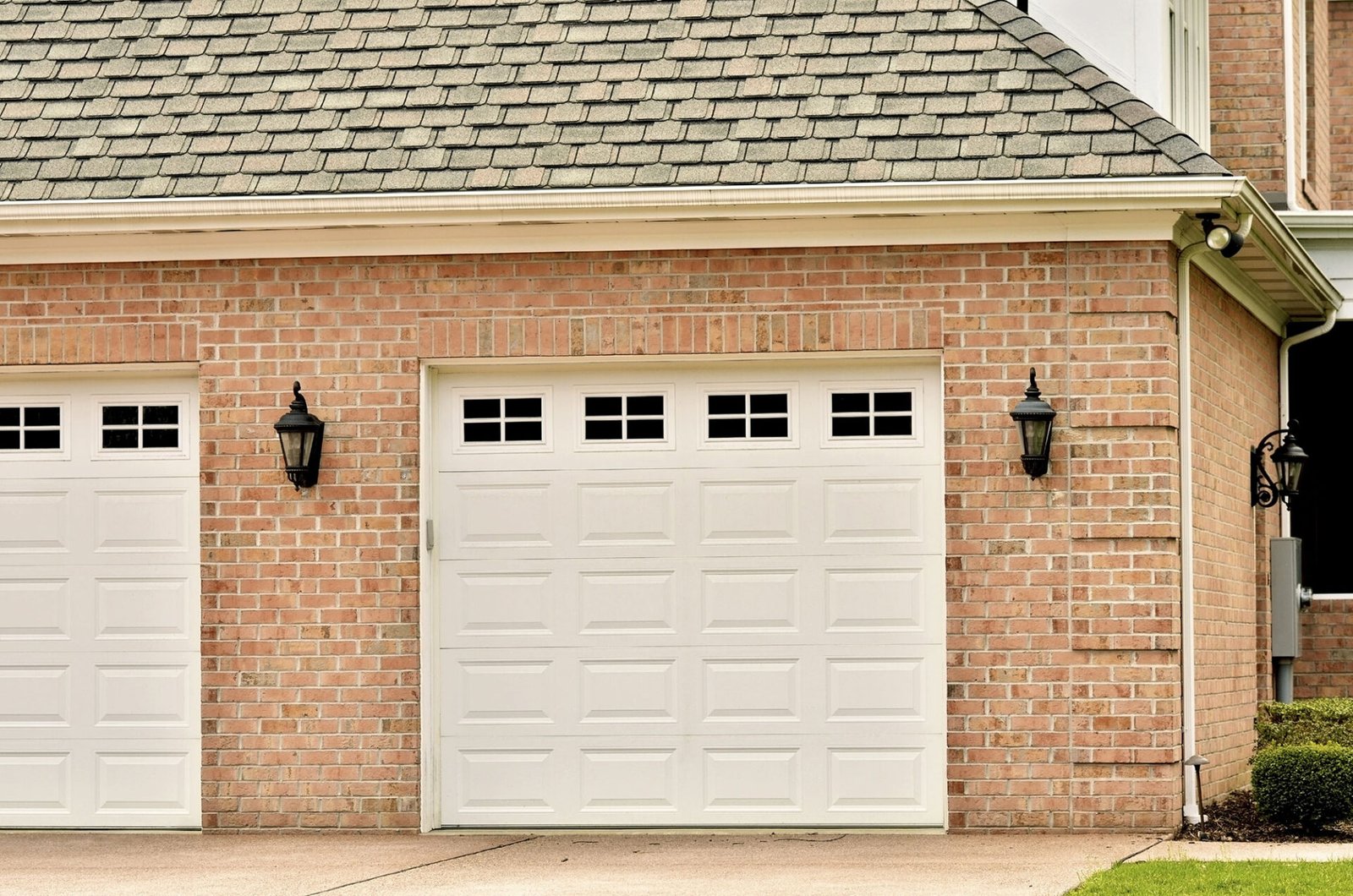 garage door replacement