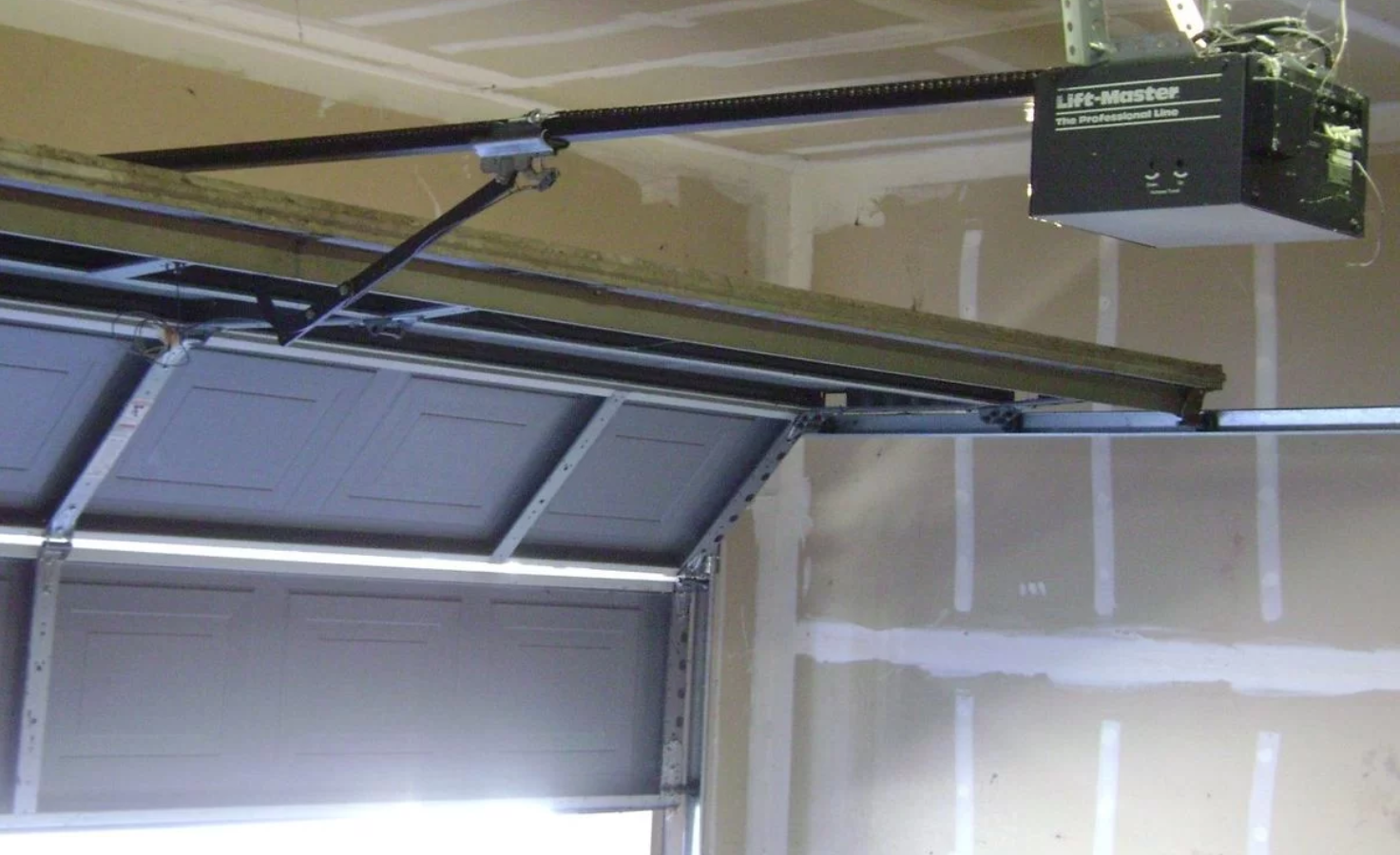 overhead garage door repair